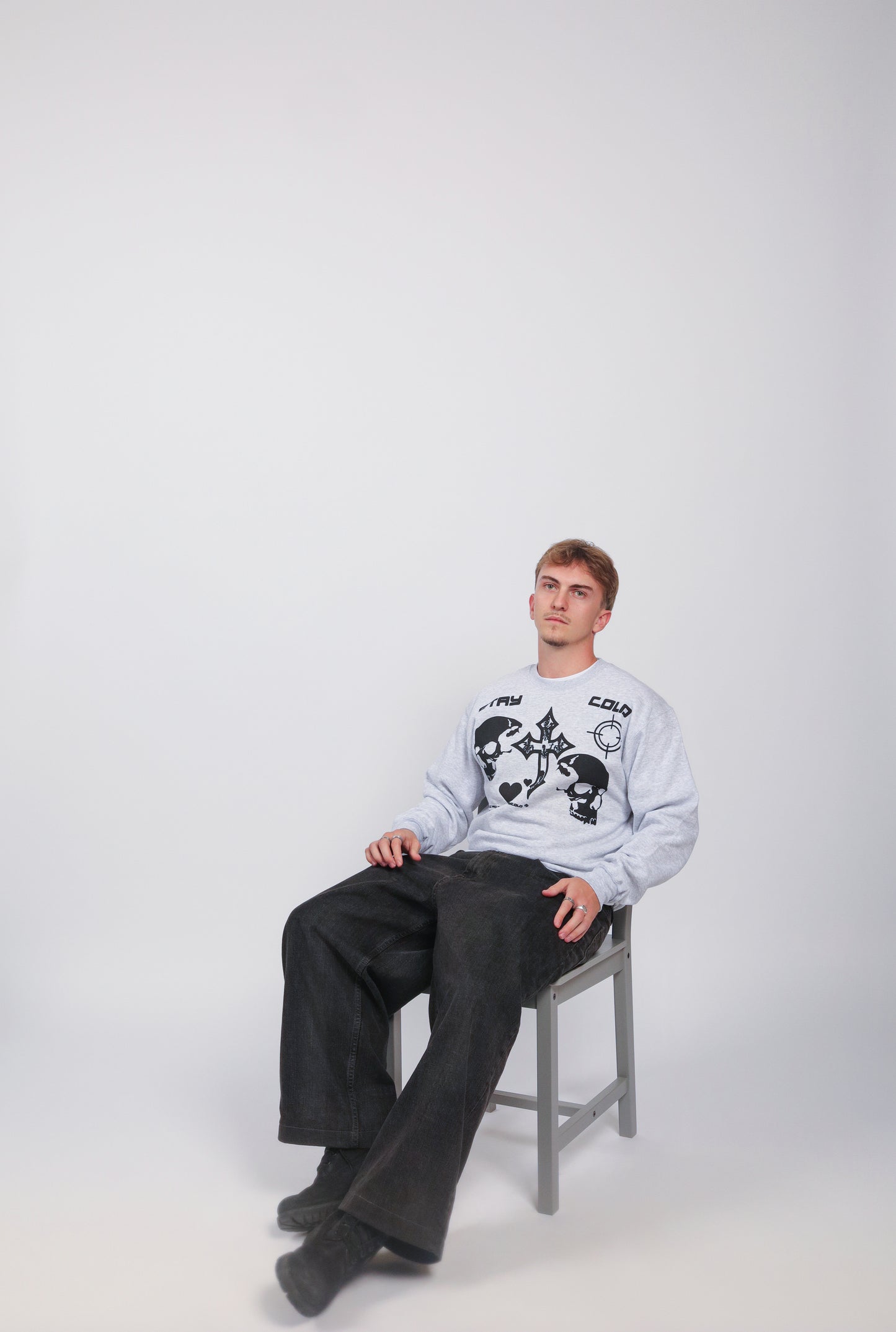 Crewneck "Reality" Cinza