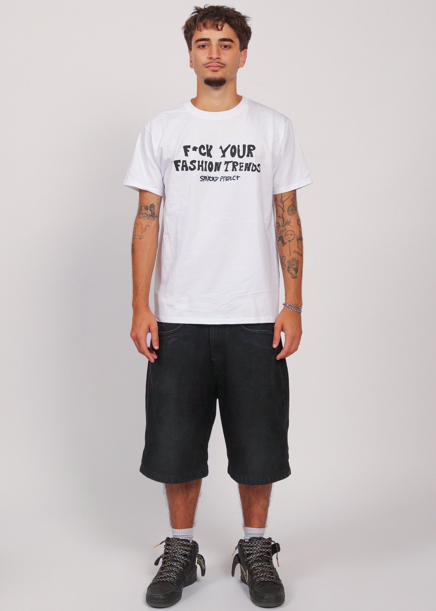 "Fashion Trends" White T-shirt