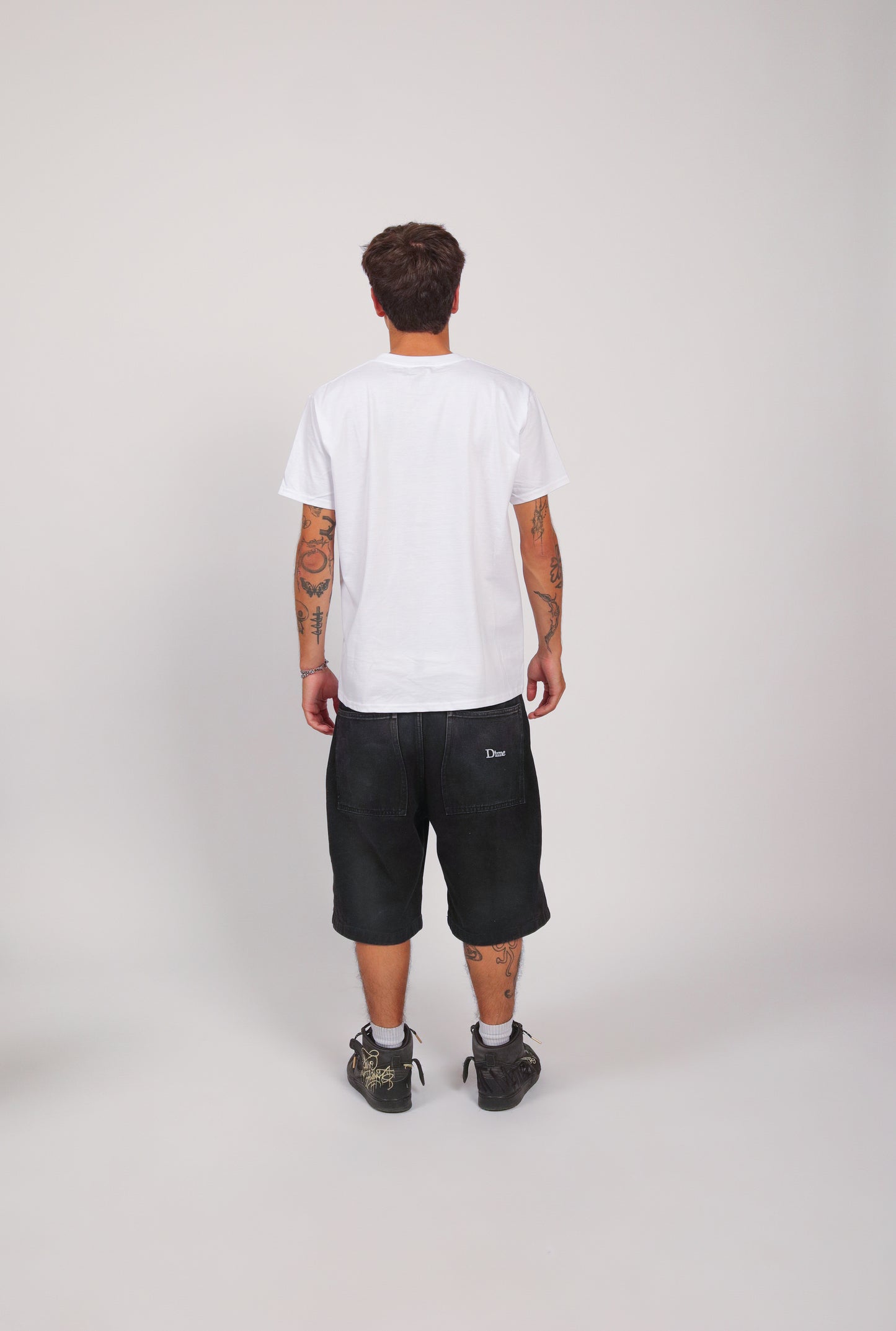"Fashion Trends" White T-shirt